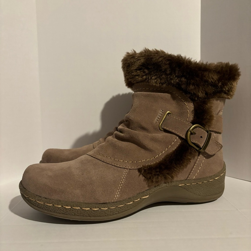 Baretraps Suede Boots Extreme Womens 8.5 Brown Taupe Faux Fur Side Zip Winter